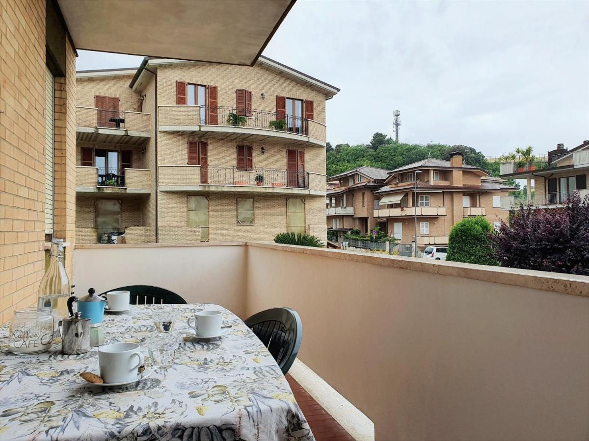Casa Rossella Apartment Porto Sant'Elpidio Ngoại thất bức ảnh